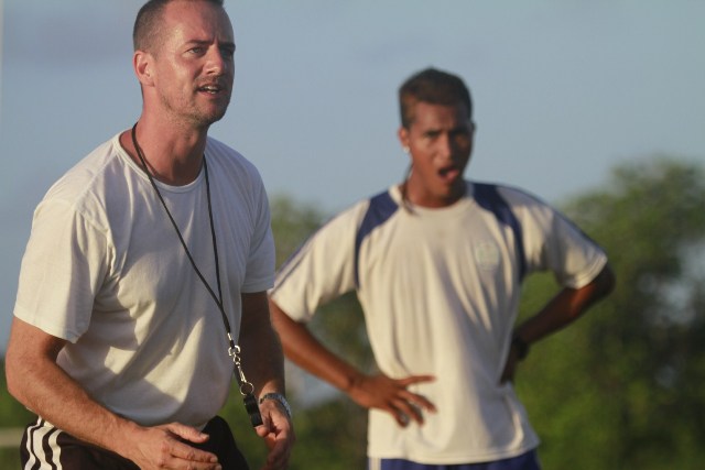 Peter Maas op Tuvalu