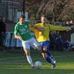 Paul van Zon (rechts) in duel met Benjamin van Wanrooij